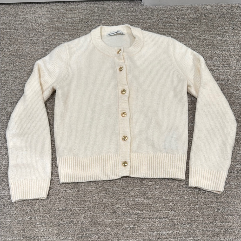 Abercrombie Crew Cardigan Sweater Ivory XS